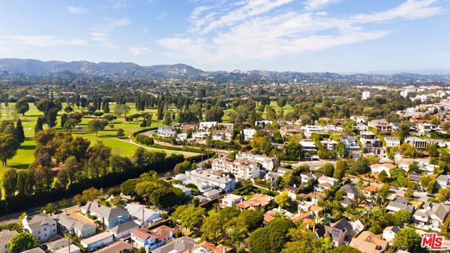 827 Yale Street, Santa Monica, CA 90403