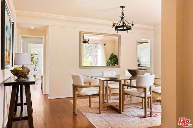 827 Yale Street, Santa Monica, CA 90403