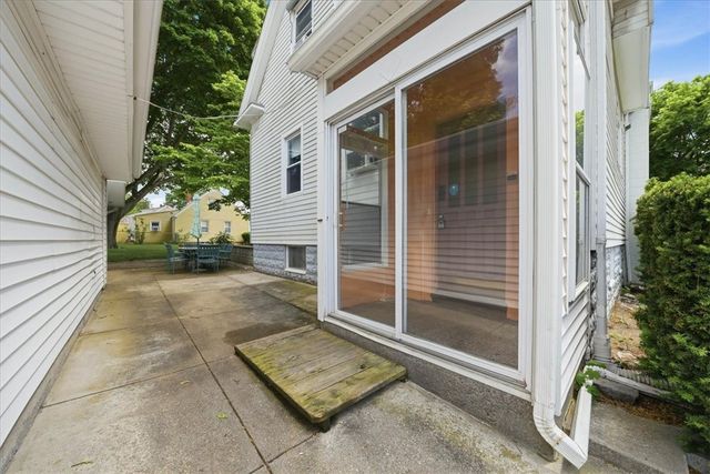 123 Oxford Street, Cranston, RI 02920