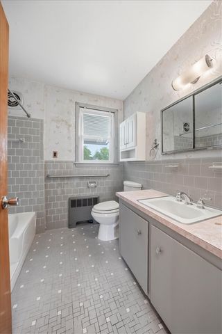 123 Oxford Street, Cranston, RI 02920