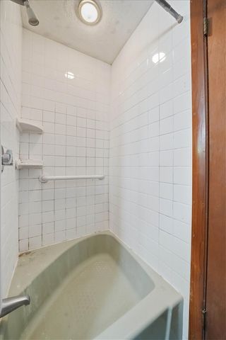 123 Oxford Street, Cranston, RI 02920