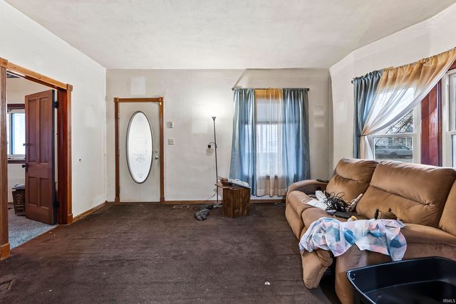 1024 E Fort Wayne Street, Warsaw, IN 46580