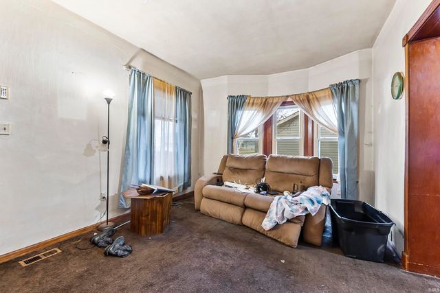 1024 E Fort Wayne Street, Warsaw, IN 46580