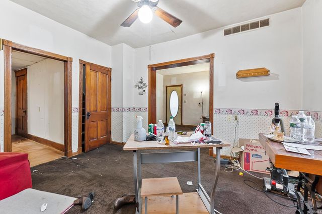 1024 E Fort Wayne Street, Warsaw, IN 46580