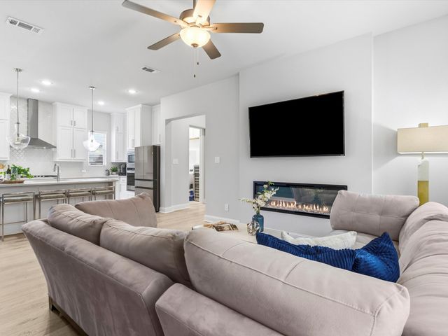 1925 Cathedral Drive, Dallas, TX 75234