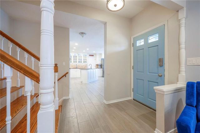 8609 W 89th Street, Overland Park, KS 66212