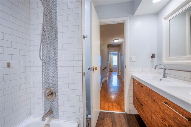 8609 W 89th Street, Overland Park, KS 66212