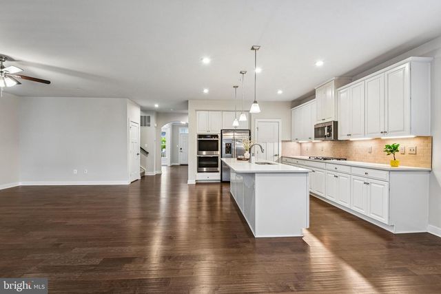 506 LADYWELL ST, Middle River, MD 21220
