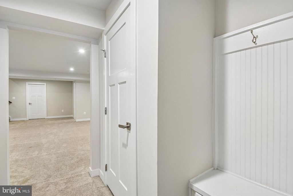Image 46 of property listing at 506 LADYWELL ST, Middle River, MD 21220