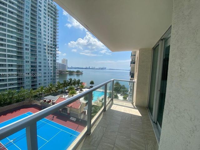 1155 Brickell Bay Dr 1202, Miami, FL 33131