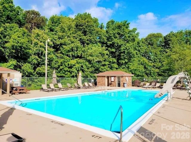 1254 Huckleberry Drive, Lincolnton, NC 28092