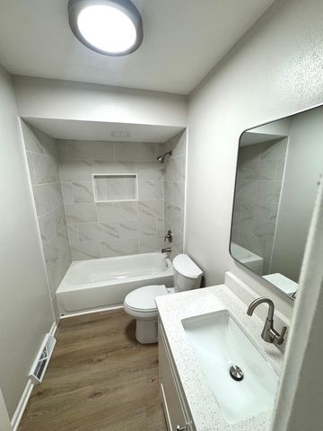 2508 Gabriel Avenue, Zion, IL 60099