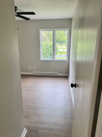 2508 Gabriel Avenue, Zion, IL 60099