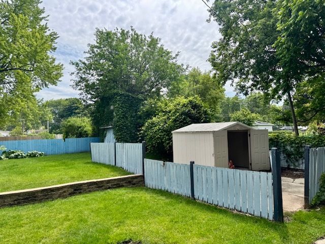 2508 Gabriel Avenue, Zion, IL 60099