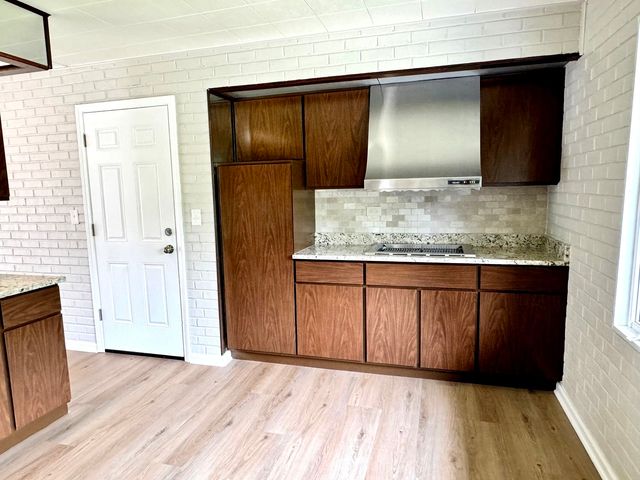 2508 Gabriel Avenue, Zion, IL 60099