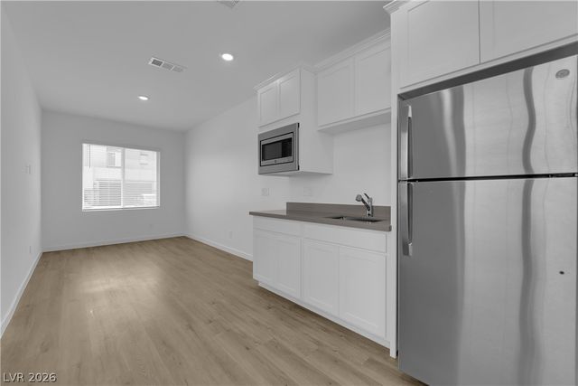 8326 Hayden Hills Avenue, Las Vegas, NV 89147