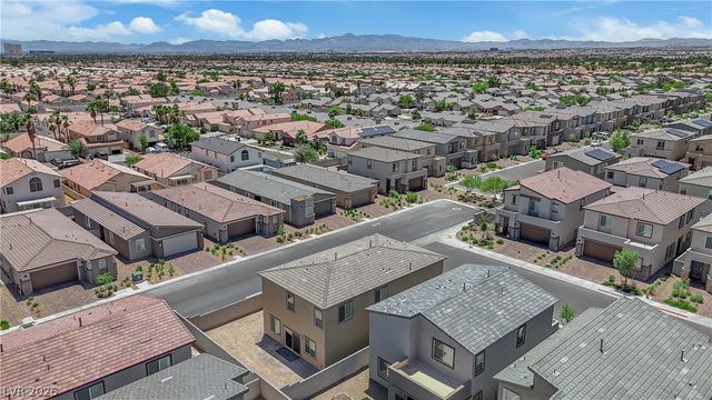 8326 Hayden Hills Avenue, Las Vegas, NV 89147
