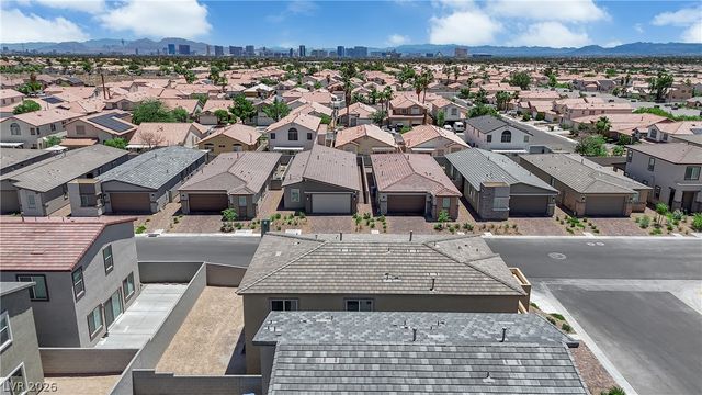 8326 Hayden Hills Avenue, Las Vegas, NV 89147