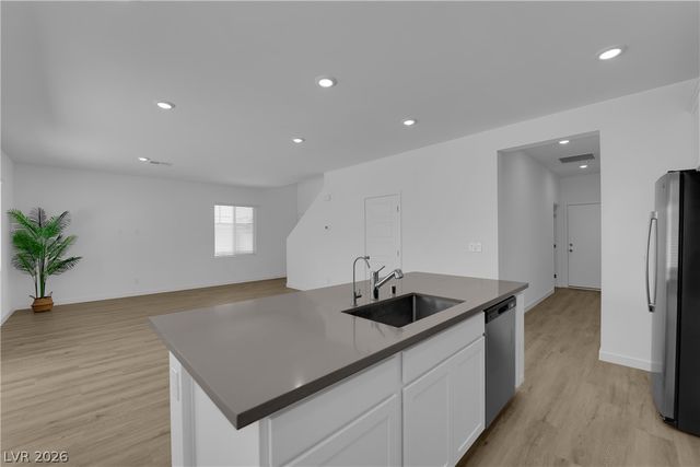 8326 Hayden Hills Avenue, Las Vegas, NV 89147