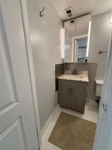 1817 S Ocean Dr 622, Hallandale Beach, FL 33009