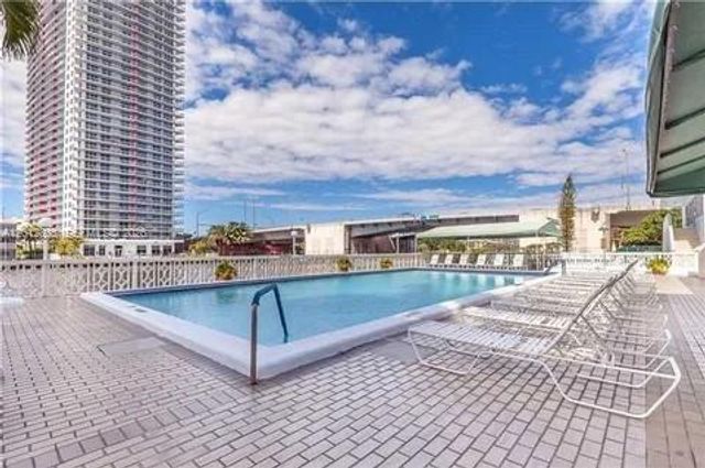 1817 S Ocean Dr 622, Hallandale Beach, FL 33009