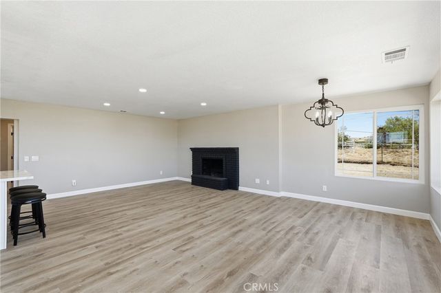 25735 Santa Rosa Road, Apple Valley, CA 92308