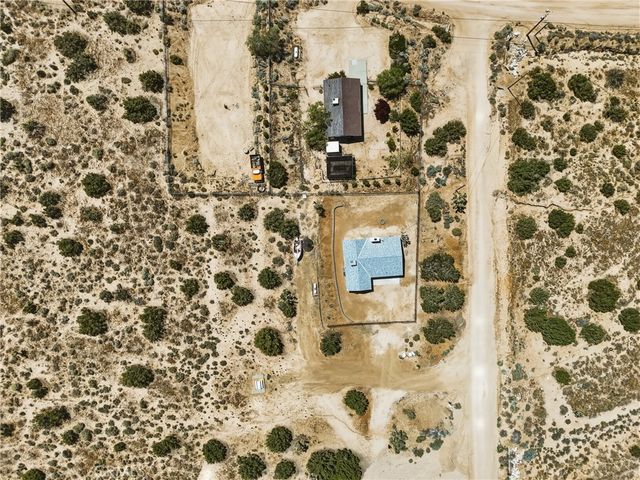 25735 Santa Rosa Road, Apple Valley, CA 92308
