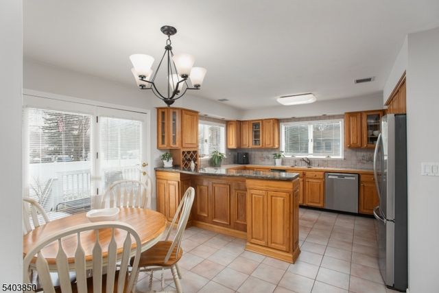 13 Park Ave, Green Brook Twp., NJ 08812