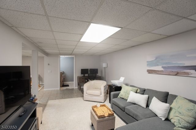 13 Park Ave, Green Brook Twp., NJ 08812