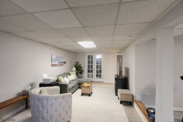 13 Park Ave, Green Brook Twp., NJ 08812