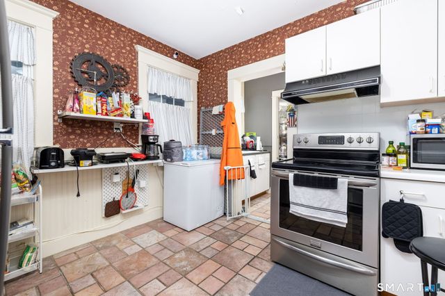 75 Concord Street, Hamden, CT 06514