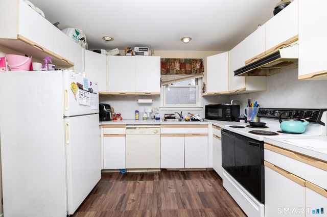 75 Concord Street, Hamden, CT 06514