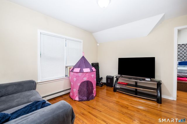 75 Concord Street, Hamden, CT 06514