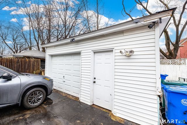 75 Concord Street, Hamden, CT 06514