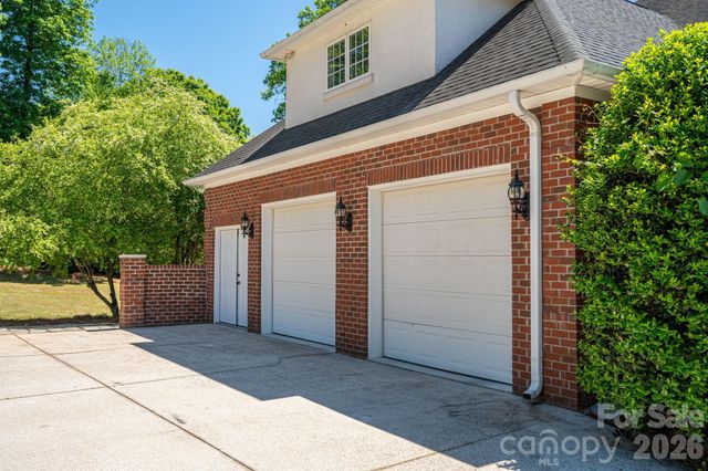 1000 Ashley Place, Belmont, NC 28012