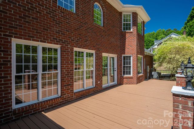 1000 Ashley Place, Belmont, NC 28012