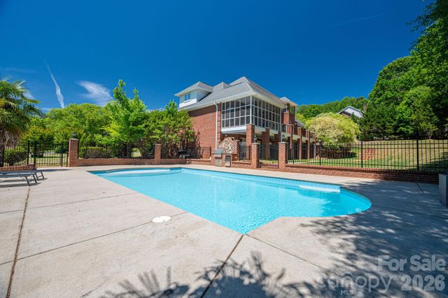 1000 Ashley Place, Belmont, NC 28012