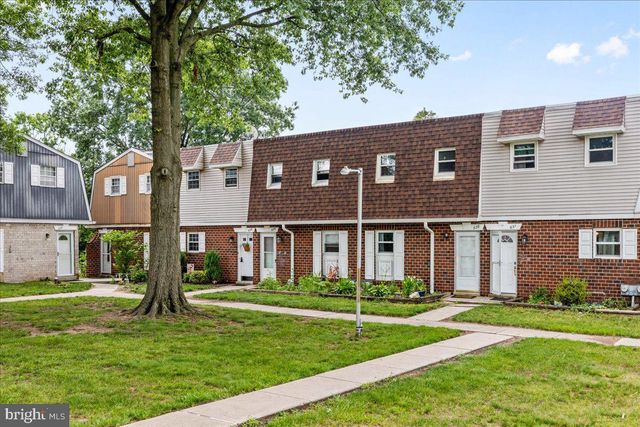 630 VILLAGE LN, Pottstown, PA 19464