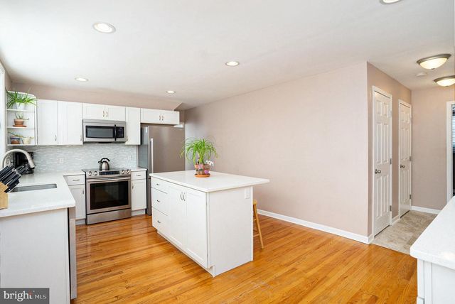 451 RIDGE PIKE, Lafayette Hill, PA 19444