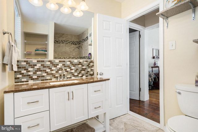 451 RIDGE PIKE, Lafayette Hill, PA 19444