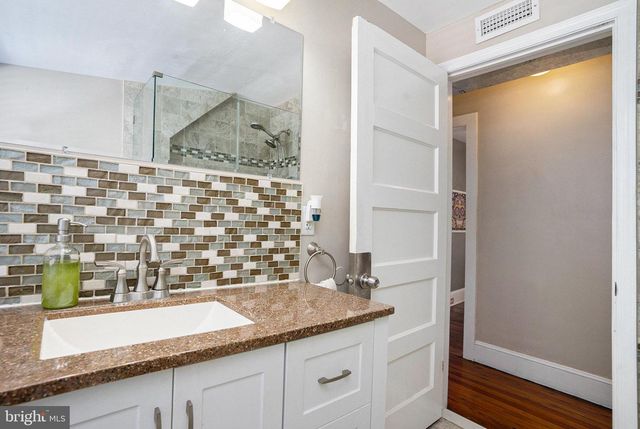 451 RIDGE PIKE, Lafayette Hill, PA 19444