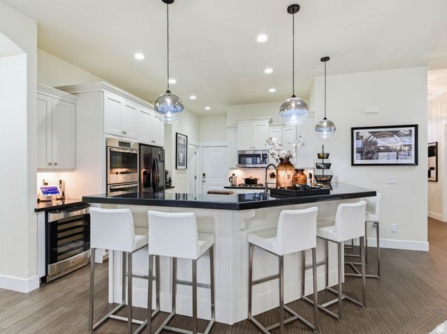 1154 E SUNSET DUNES WAY, Draper, UT 84020