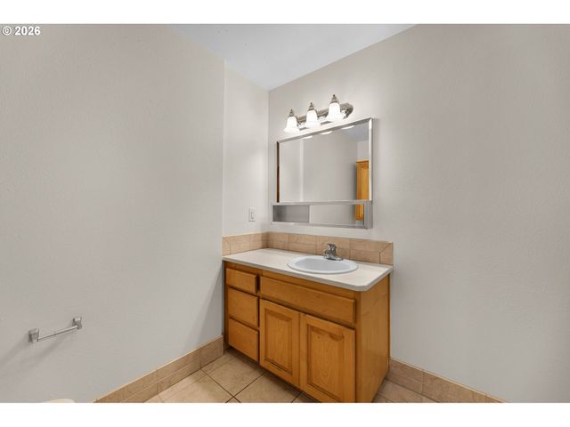 18705 Ne CEDAR Dr, Battle Ground, WA 98604