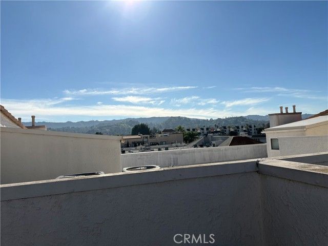 5310 Zelzah 303, Encino (los Angeles), CA 91316