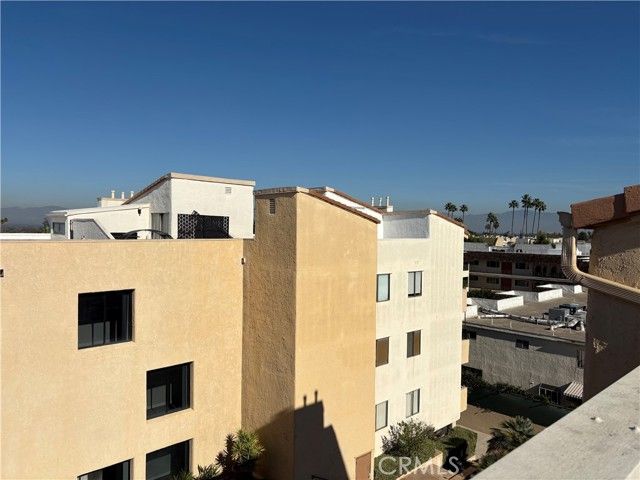 5310 Zelzah 303, Encino (los Angeles), CA 91316