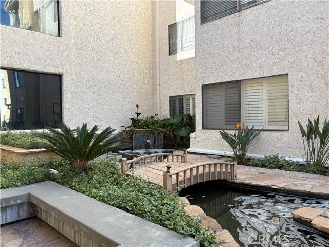 5310 Zelzah 303, Encino (los Angeles), CA 91316