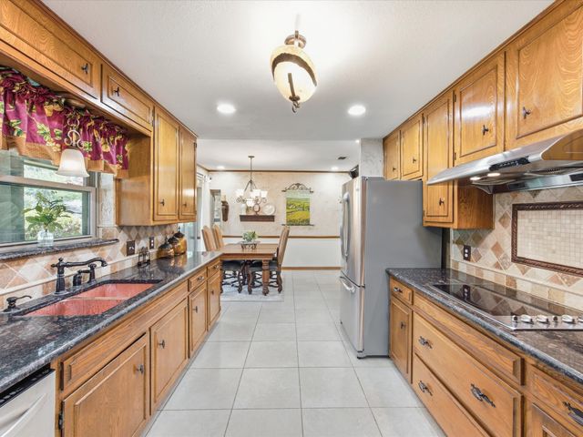 5008 Kemble Street, Fort Worth, TX 76103
