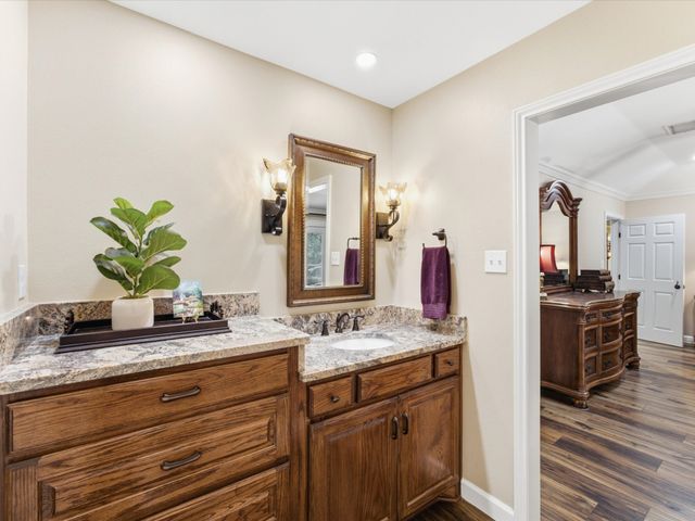 5008 Kemble Street, Fort Worth, TX 76103