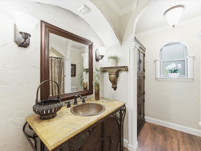 5008 Kemble Street, Fort Worth, TX 76103