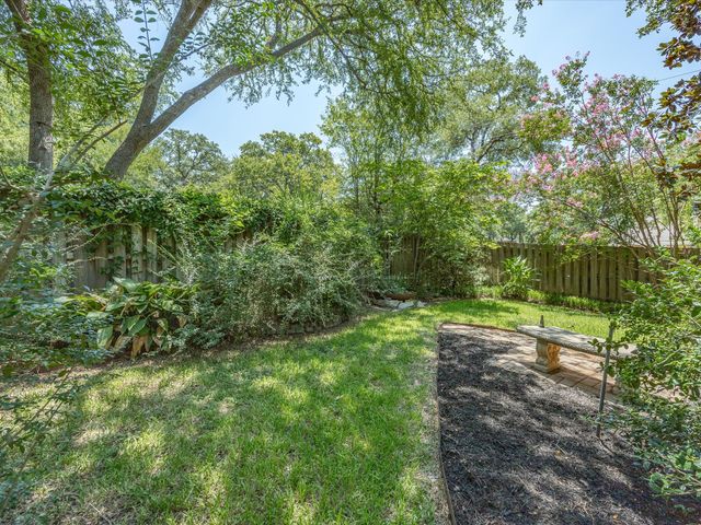 5008 Kemble Street, Fort Worth, TX 76103